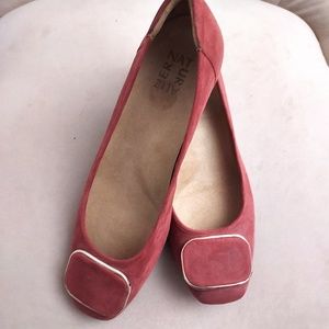 Naturalizer COURTNEY Flat Shoe